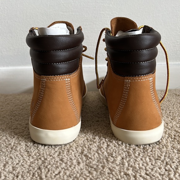 Timberland Dausette Sneaker Boots NIB - Picture 3 of 8